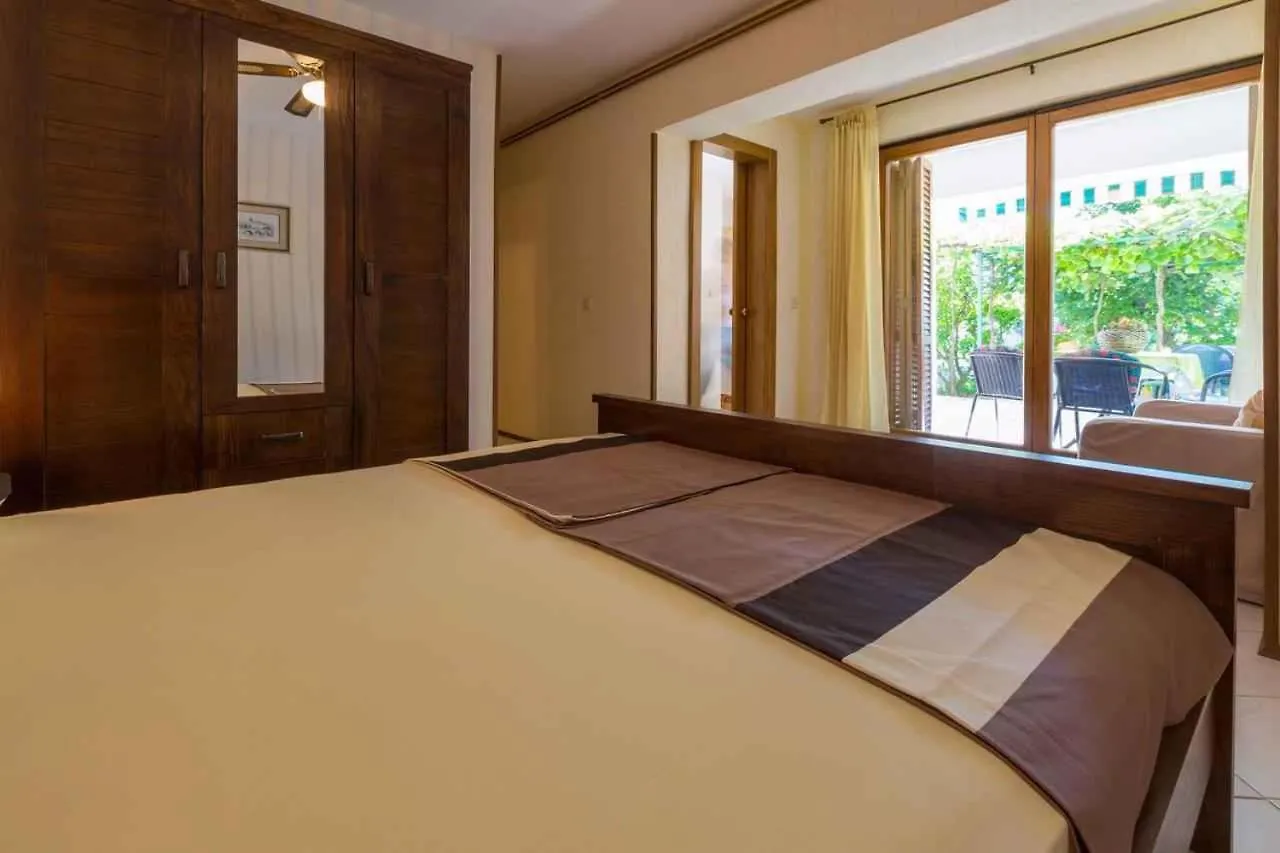One-Bedroom Apartment Crikvenica 30