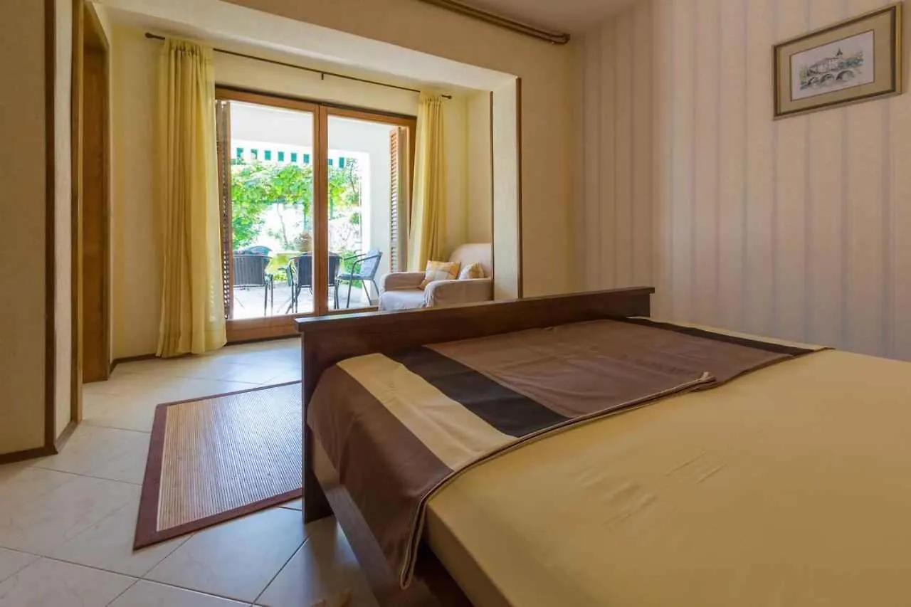 One-Bedroom Apartment Crikvenica 30